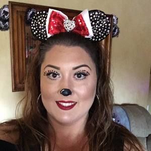 Meet your Posher, Jenn